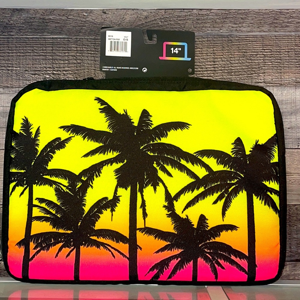 ❤️NEW!!!❤️RARE!!!Hurley 14” Laptop Sleeve Volt. It fit Ipad Pro.